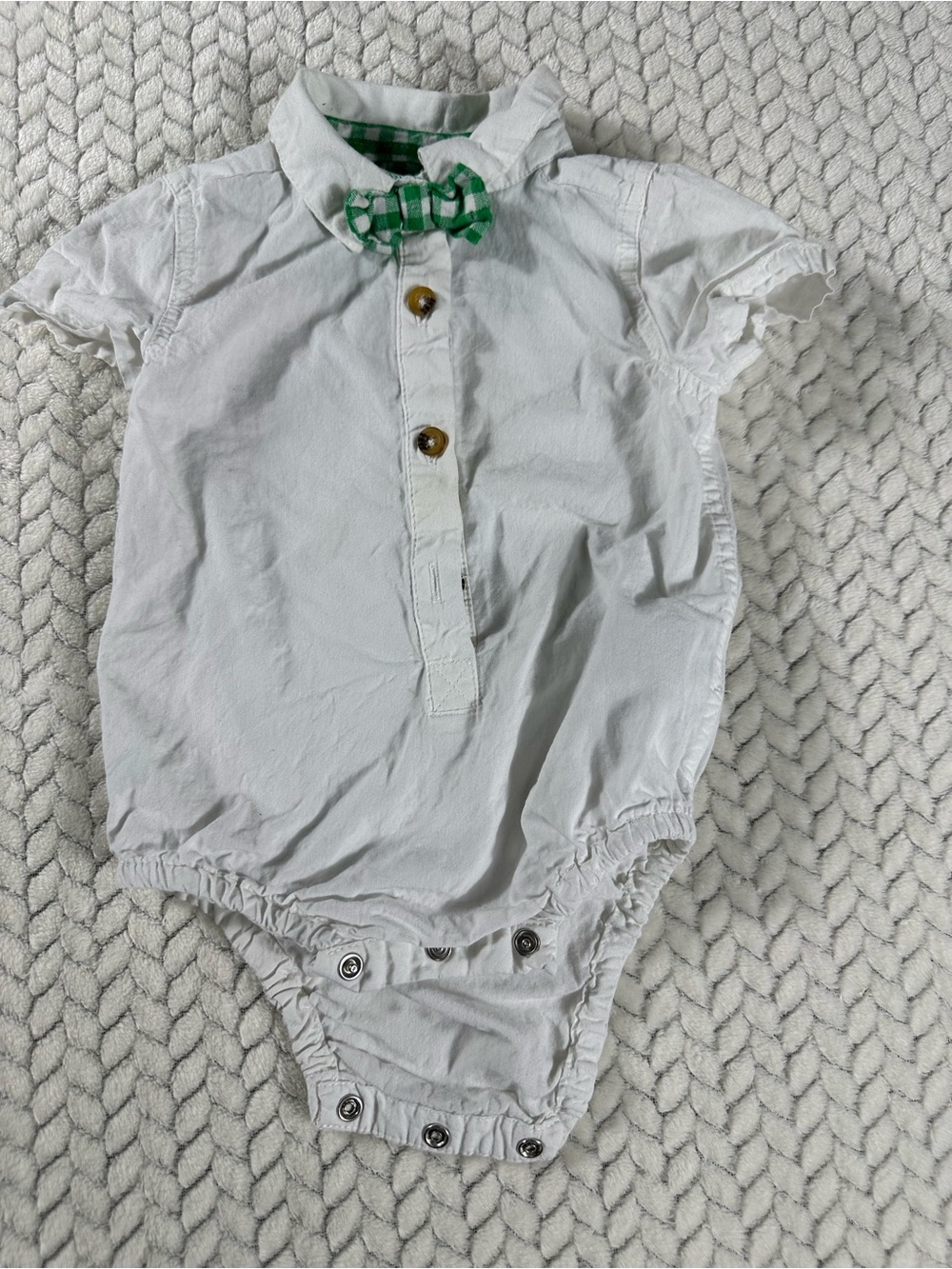 Tommy Bahama 6-9 Months Bodysuit With Plaid Now Tie Baby